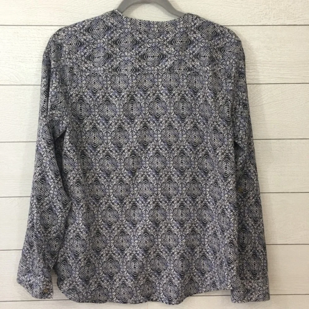 212 Collection Animal print Top - Picture 2 of 6